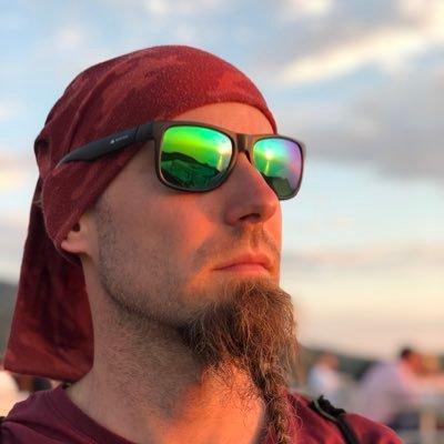 Valentin Mihov's avatar